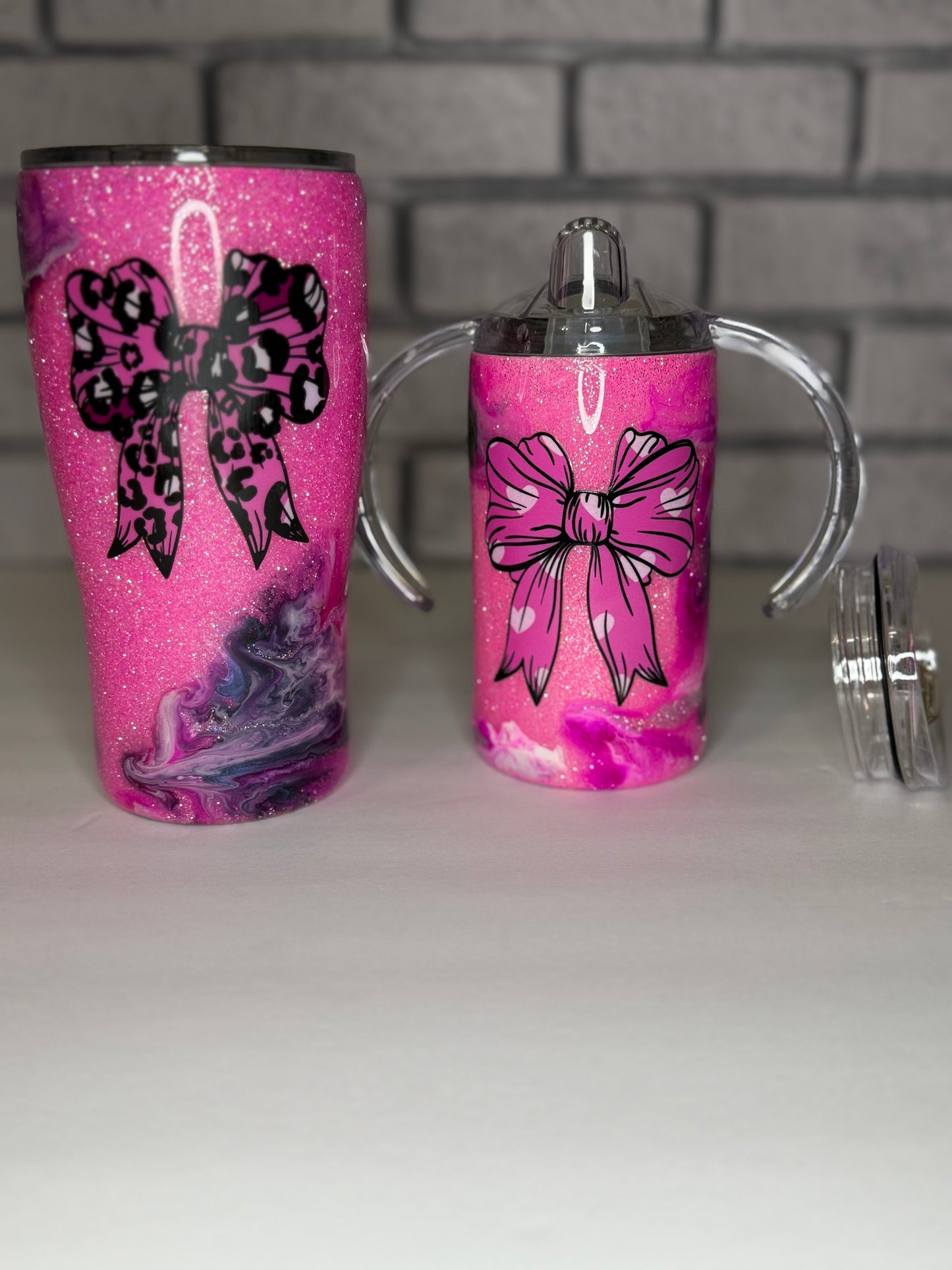 #21- 20oz Modern curve & 12oz Skinny Sippy Cup-Mommy & Me