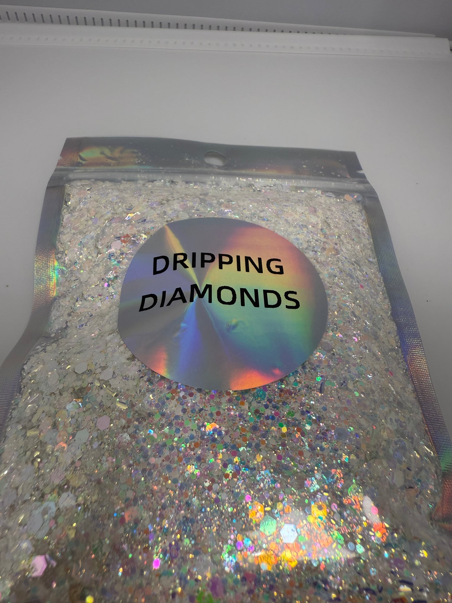 Dripping Diamonds* GLOW